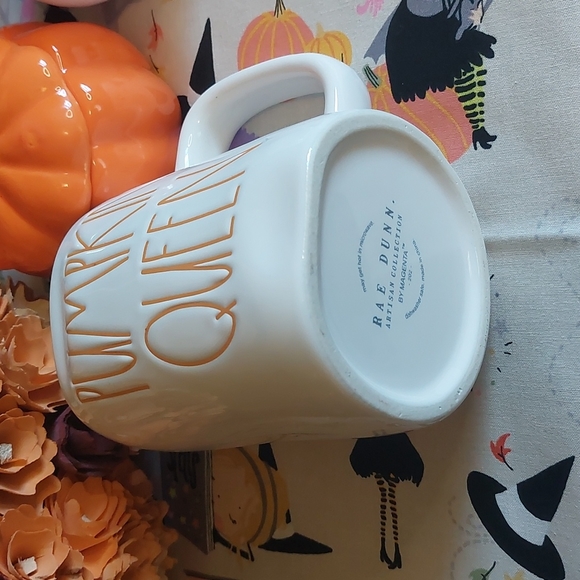 Pumpkin Queen Chunky Coffee Mug Rae Dunn by Magenta NEW HTF FIRM - Picture 4 of 4